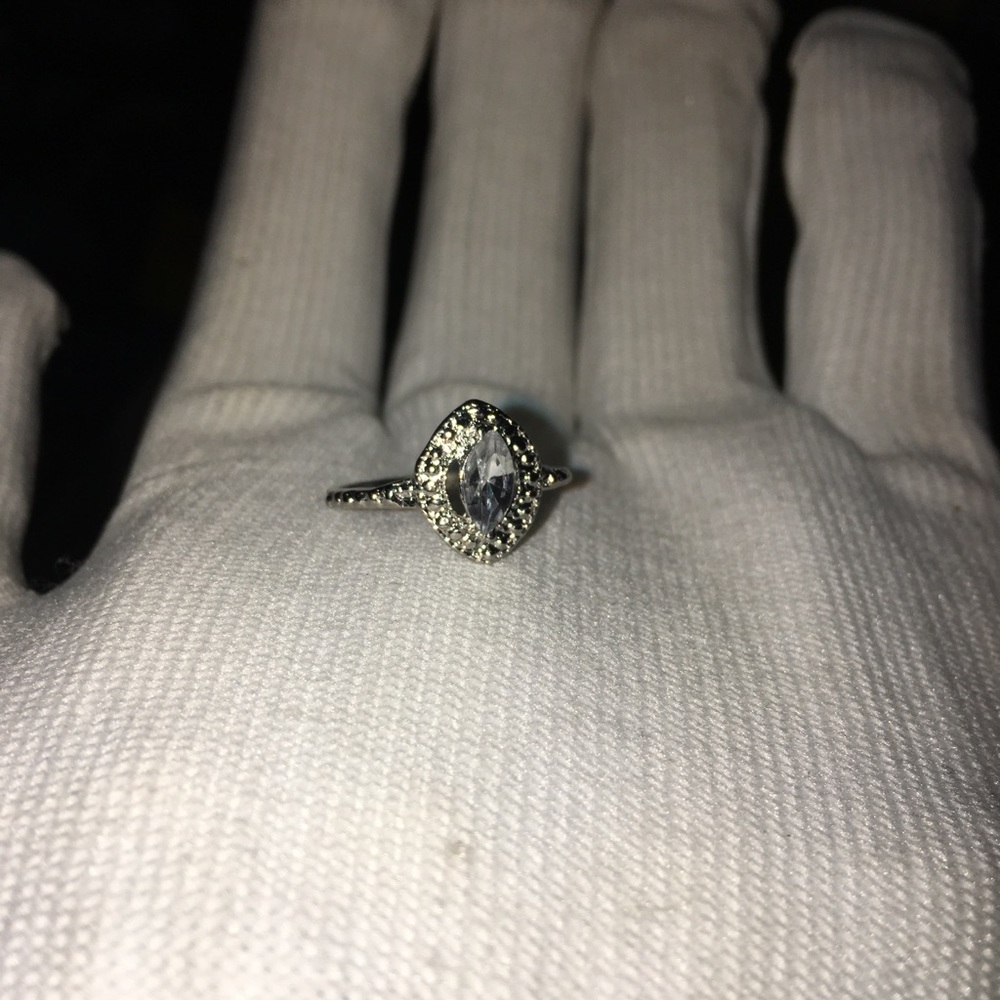 DIAMOND TIGER EYE RING - Picture 2 of 9